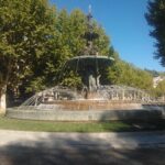 Fuente de las Granadas en el Paseo del Salón de Granada