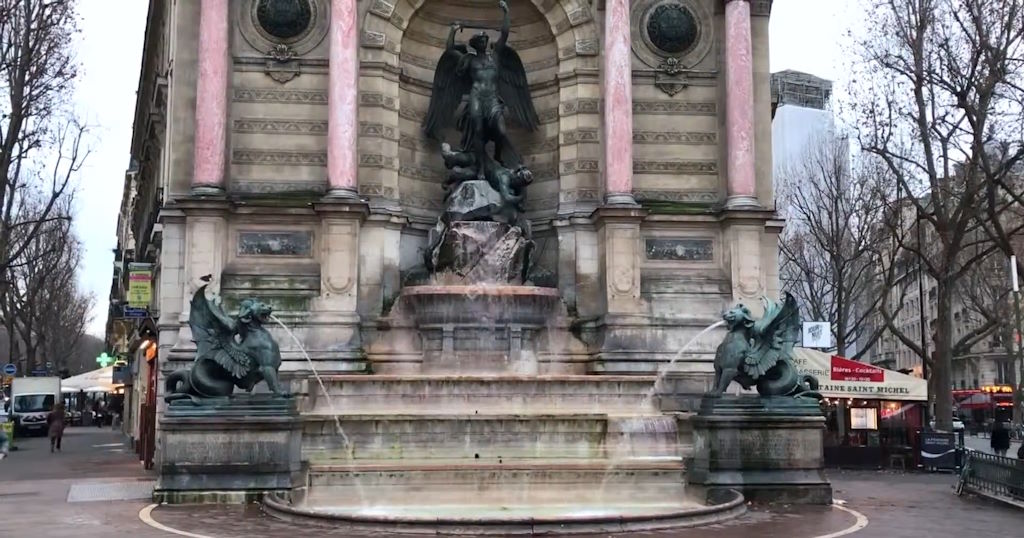 Paris - Fontaine Saint-Michel