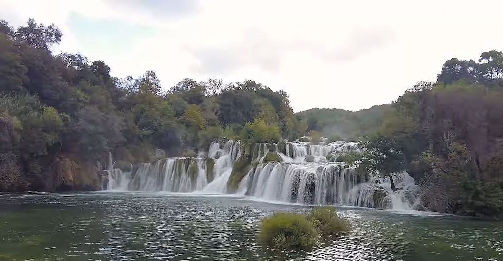 Cascadas en el Parque Nacional de Krka