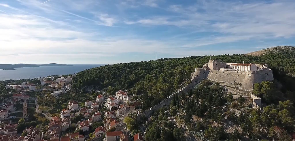 La Fortaleza Española domina Hvar