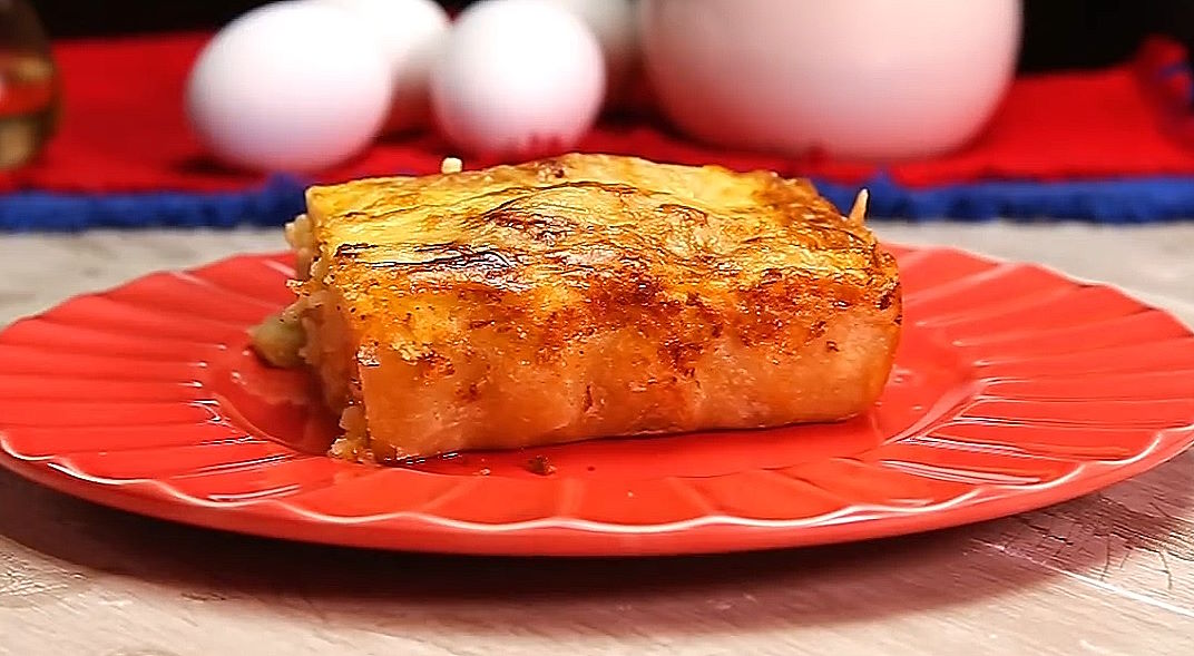 Los strukli son unos rollos de masa rellenos de queso fresco y nata al horno