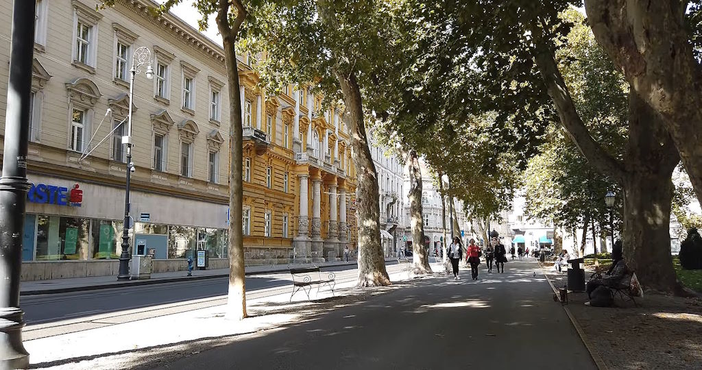 Paseando por las calles del centro de Zagreb