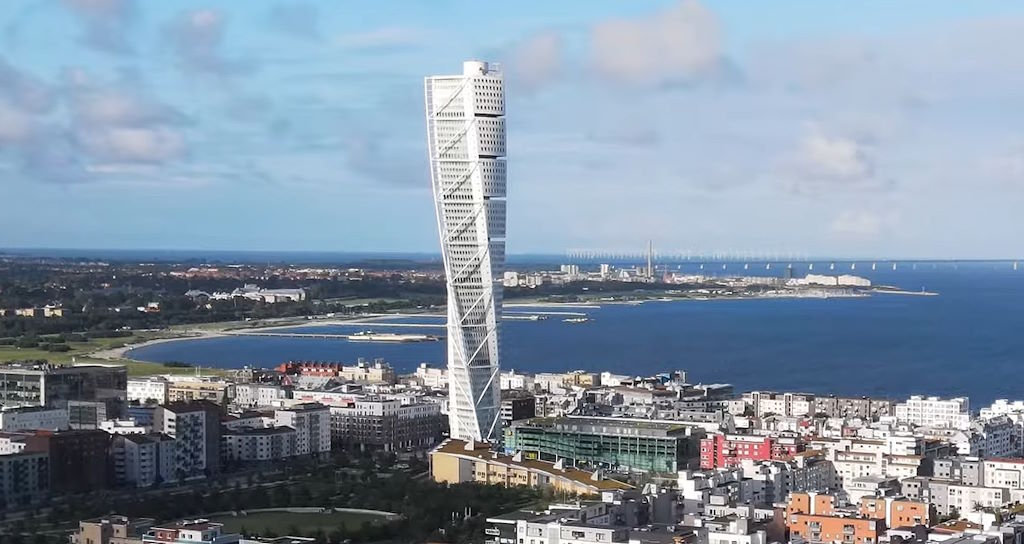 El Tuning Torso del arquitecto español Santiago Calatrava es el edificio más alto de Suecia con sus 190 metros