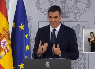 Pedro Sánchez soltando otra sarta de sandeces como es habitual