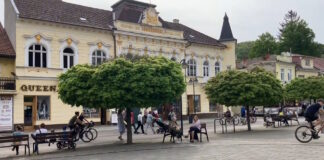 Trenčianske Teplice es una pequeña ciudad balneario