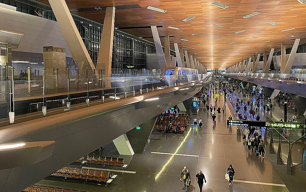 Una de las modernas y enormes terminales del aeropuerto de Doha Catar